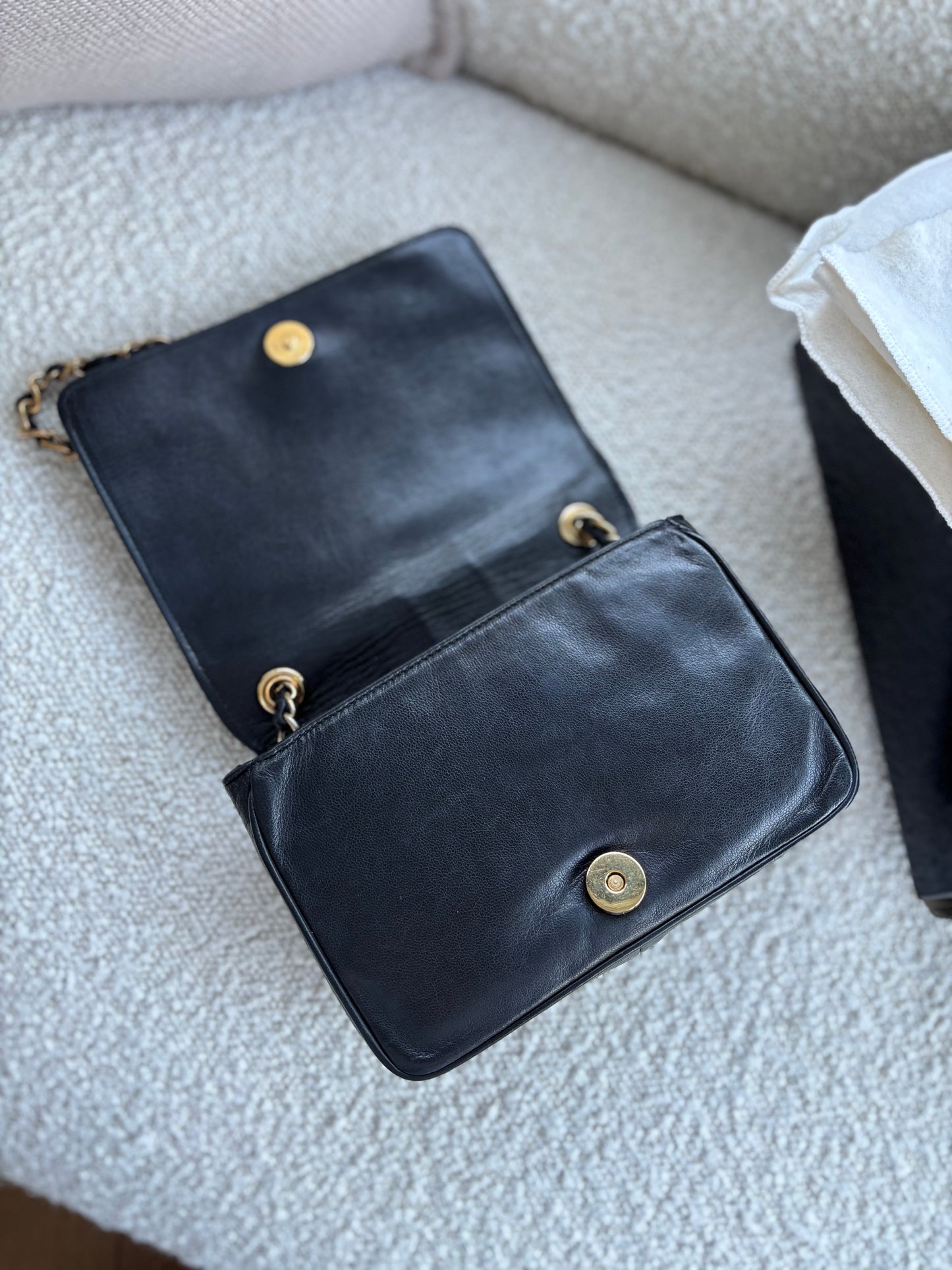 427. Chanel small CC vintage Flap bag