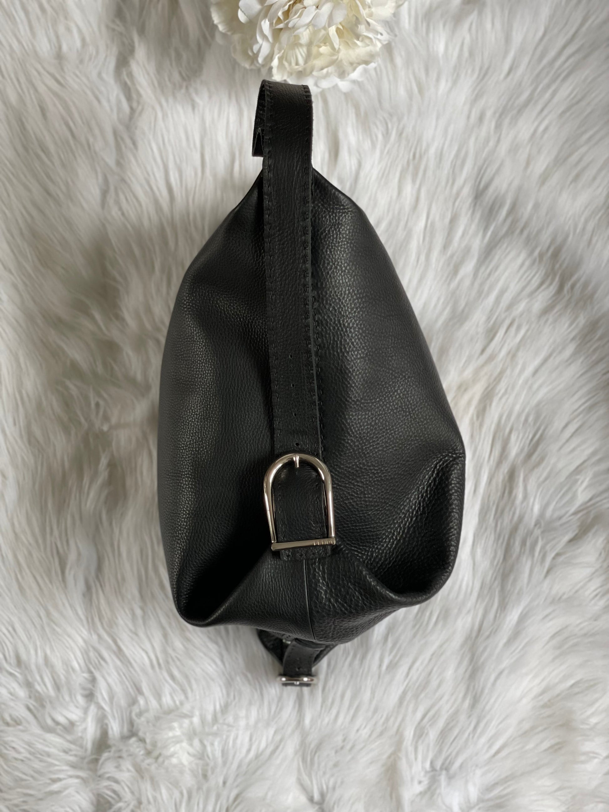 Fendi -Selleria Hobo Tote- black/silver hardware