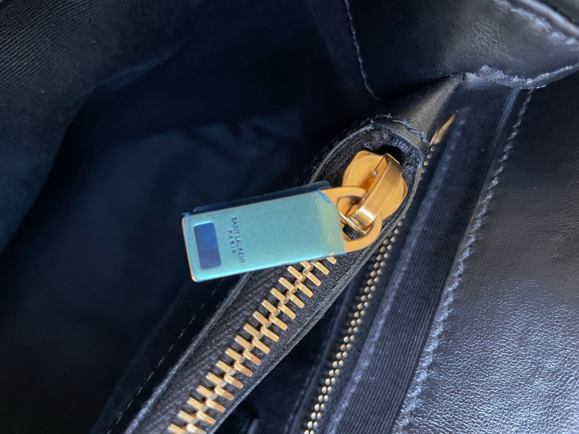 YSL LouLou Bag-Medium black/gold