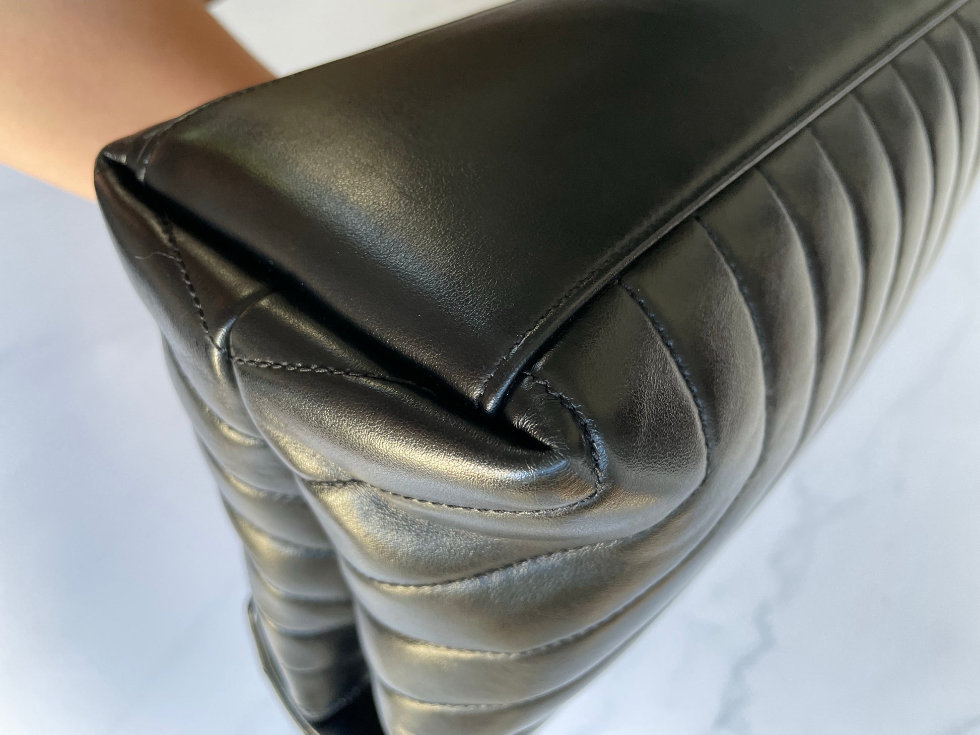 YSL LouLou Bag-Medium black/gold