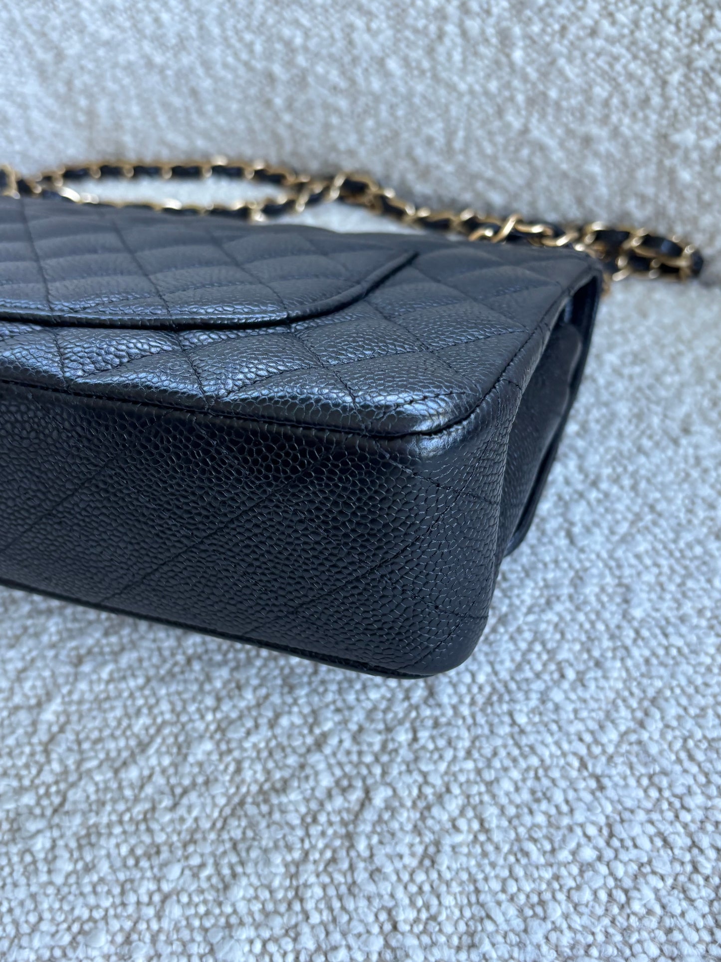 433. Chanel medium Classic Flap