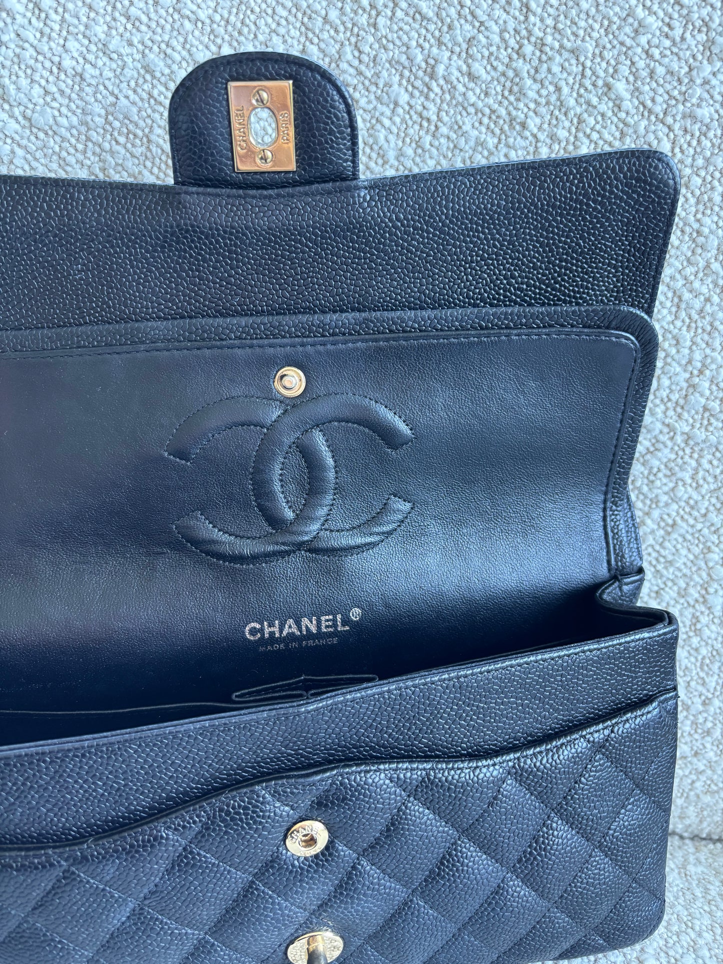 433. Chanel medium Classic Flap