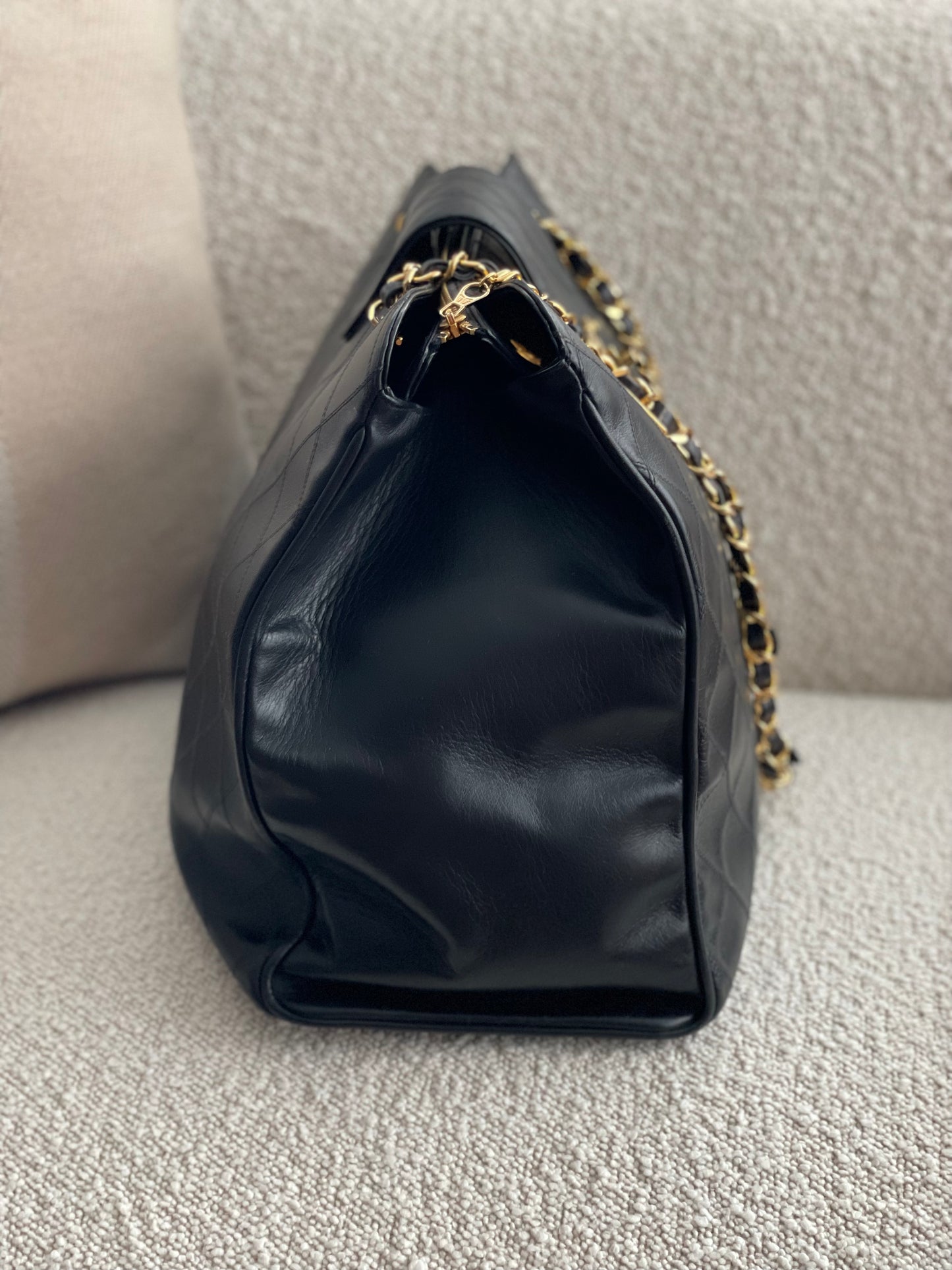 240. Chanel Supermodel