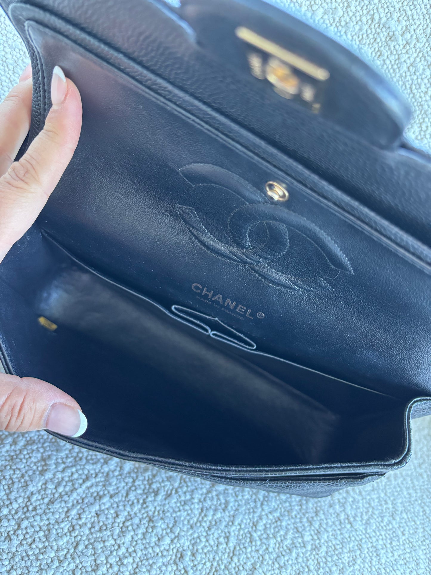 433. Chanel medium Classic Flap