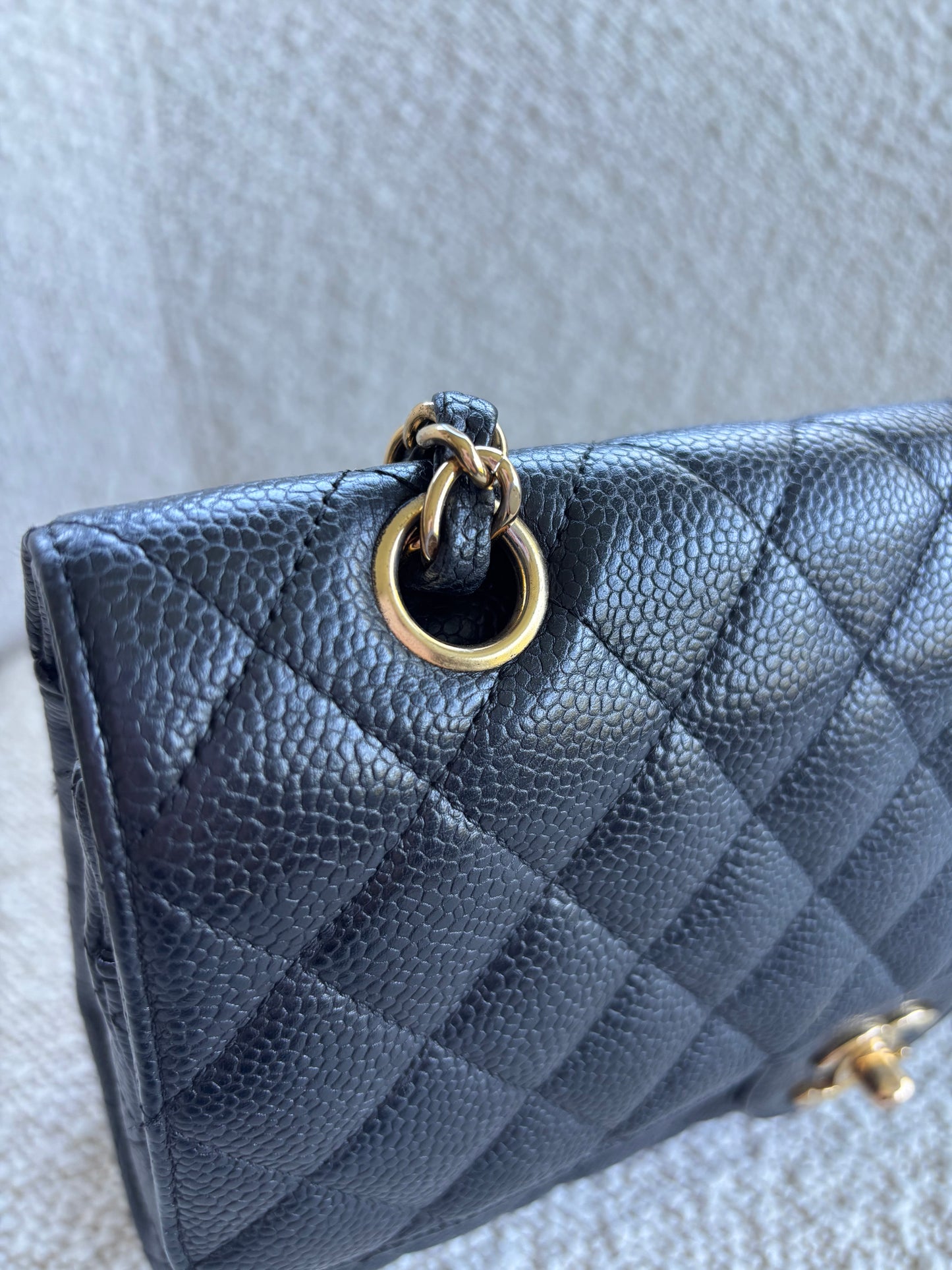 433. Chanel medium Classic Flap
