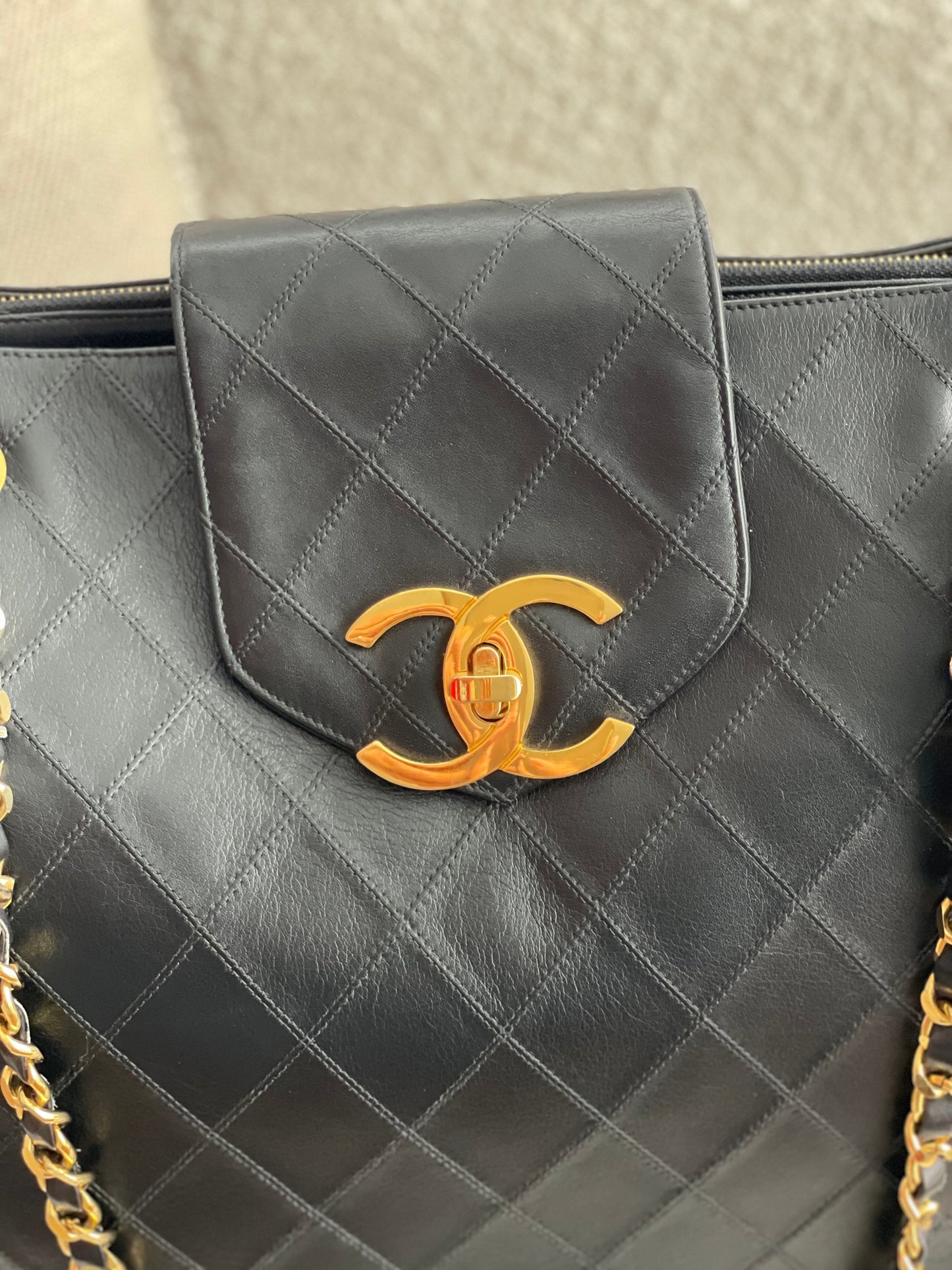 240. Chanel Supermodel