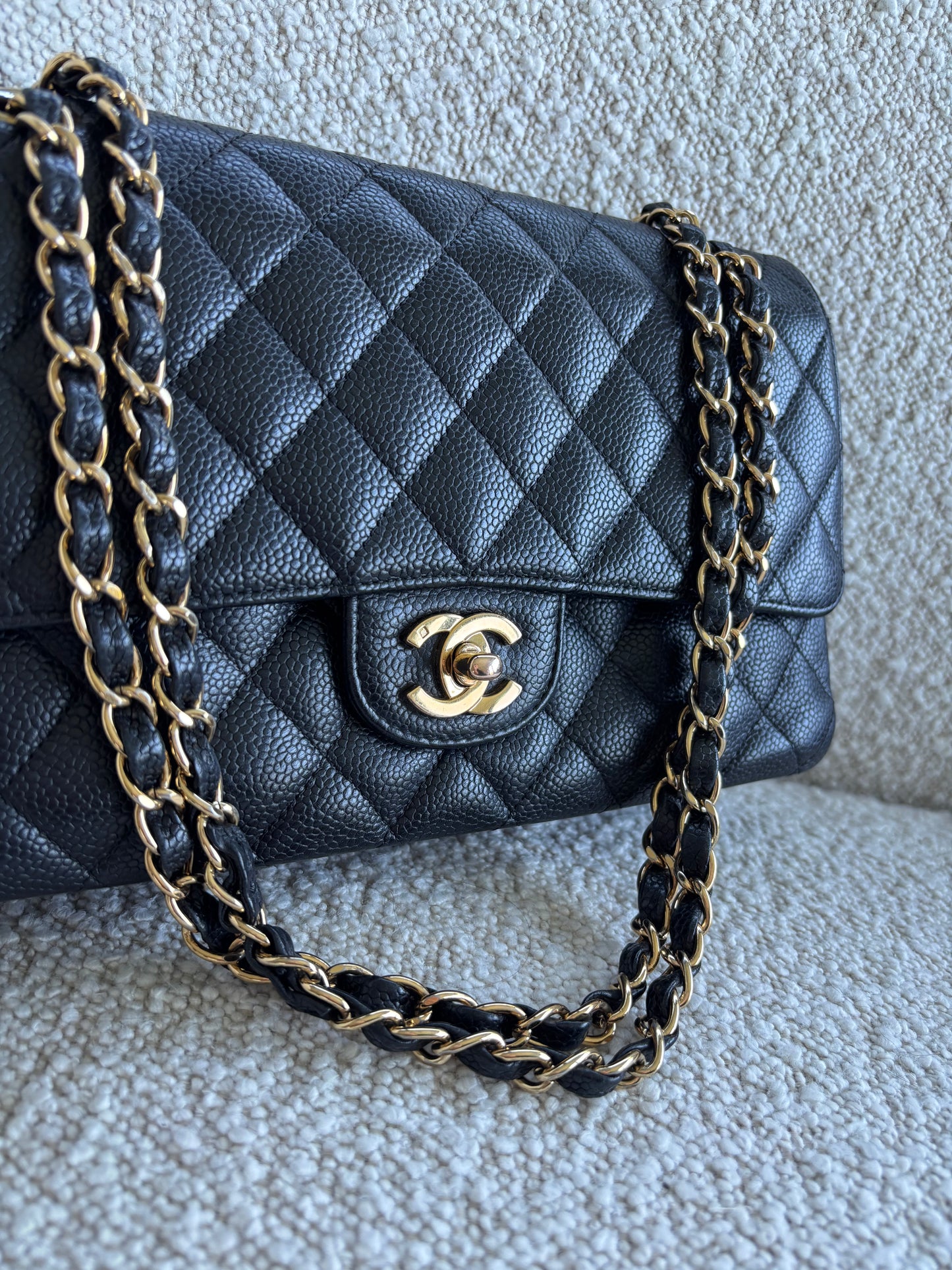 433. Chanel medium Classic Flap