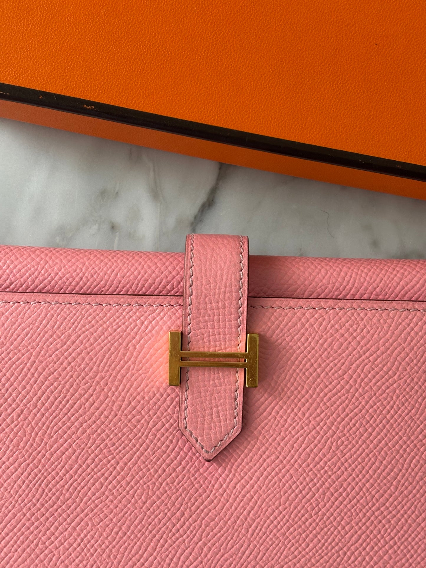 22. Hermes double Bearn Wallet