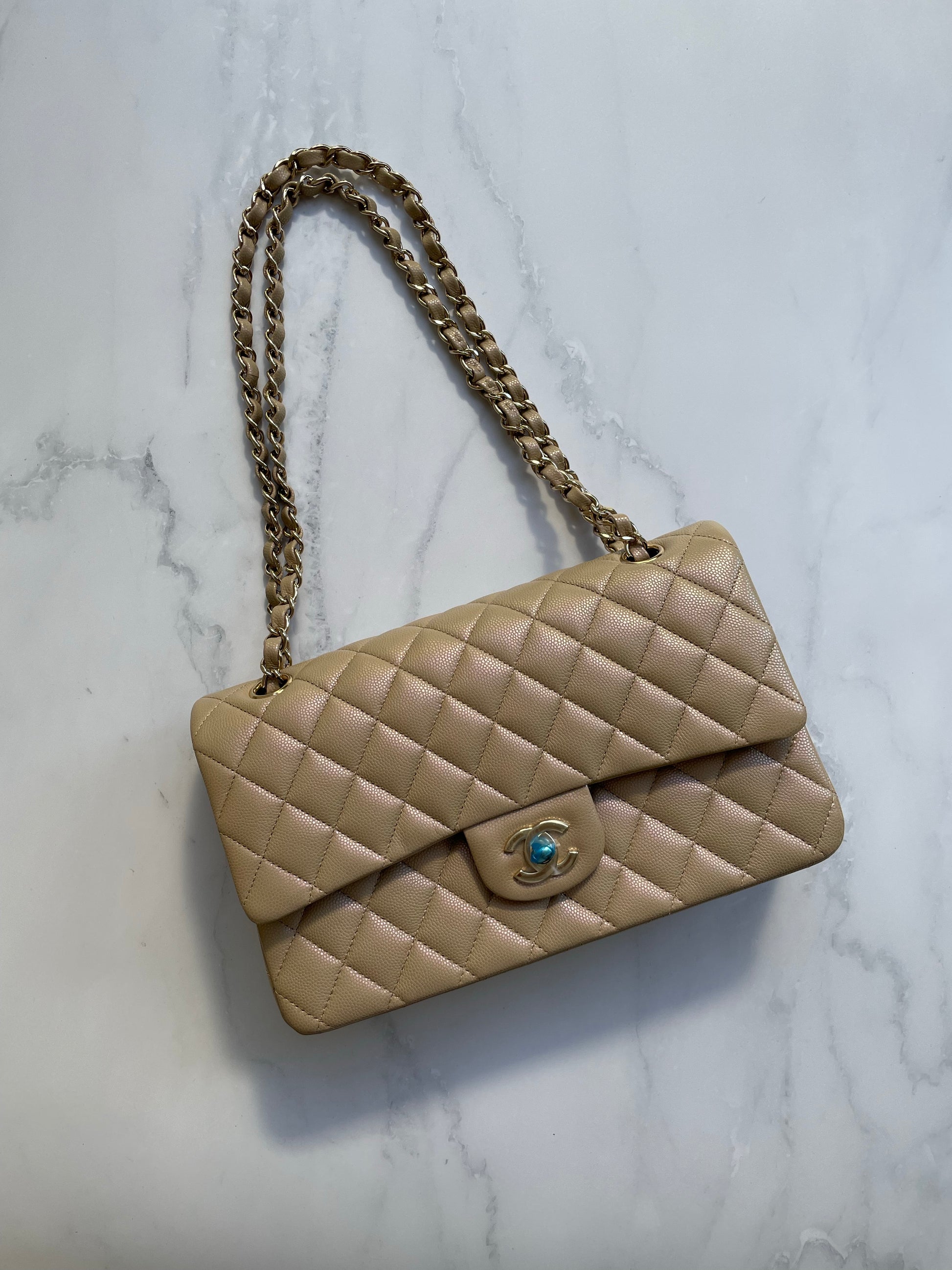 Chanel Classic Flap-21s Dark Beige iridescent-medium