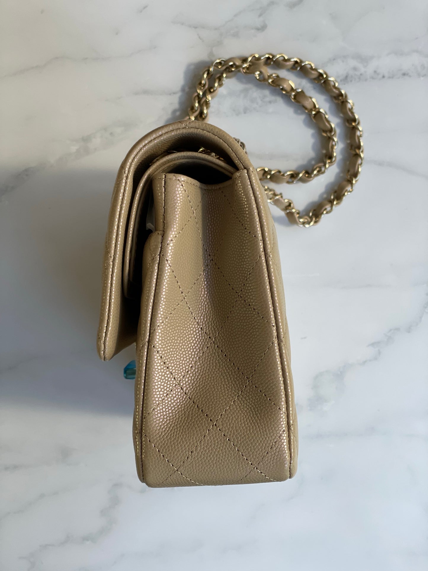 Chanel Classic Flap-21s Dark Beige iridescent-medium