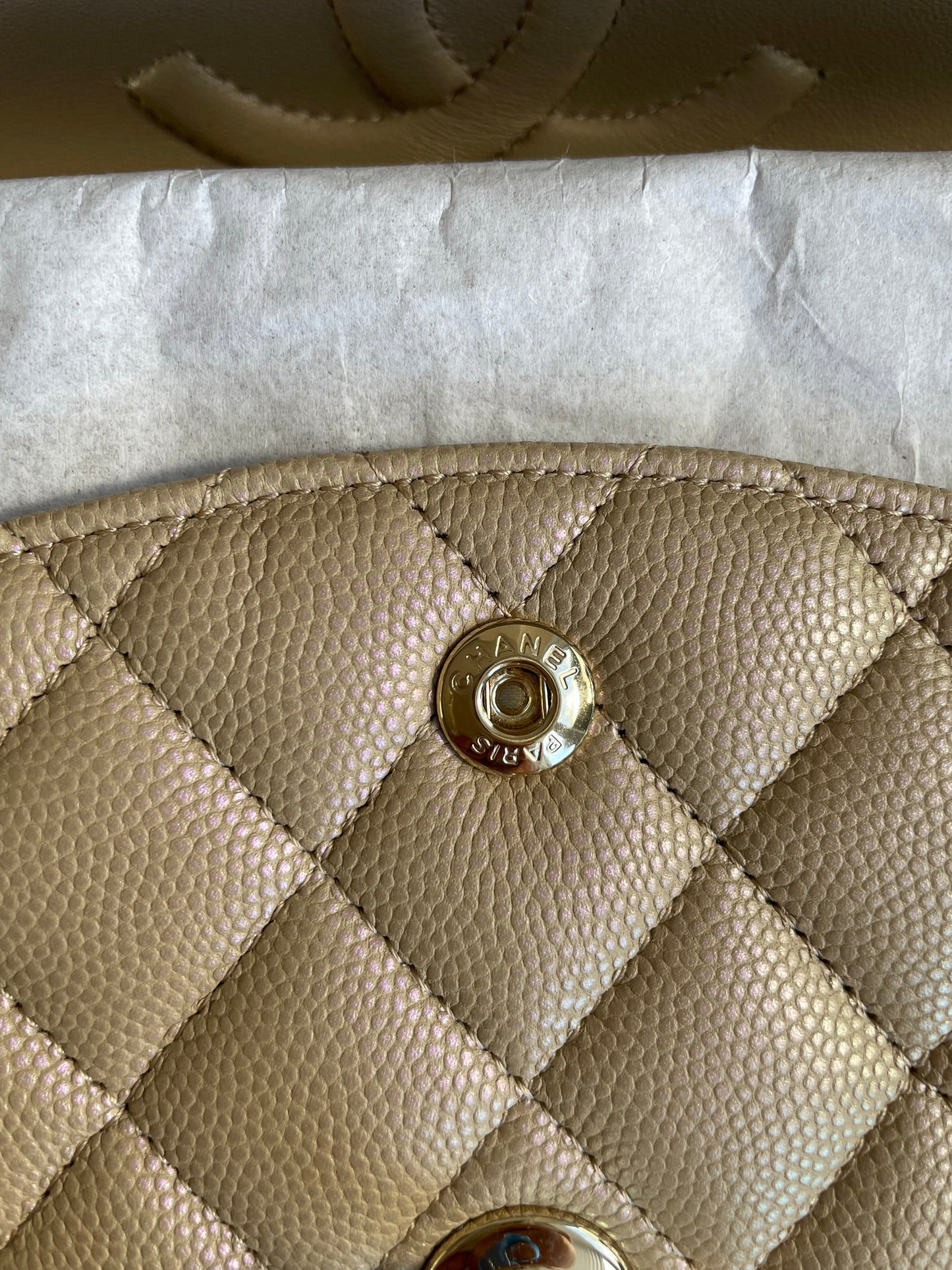 Chanel Classic Flap-21s Dark Beige iridescent-medium