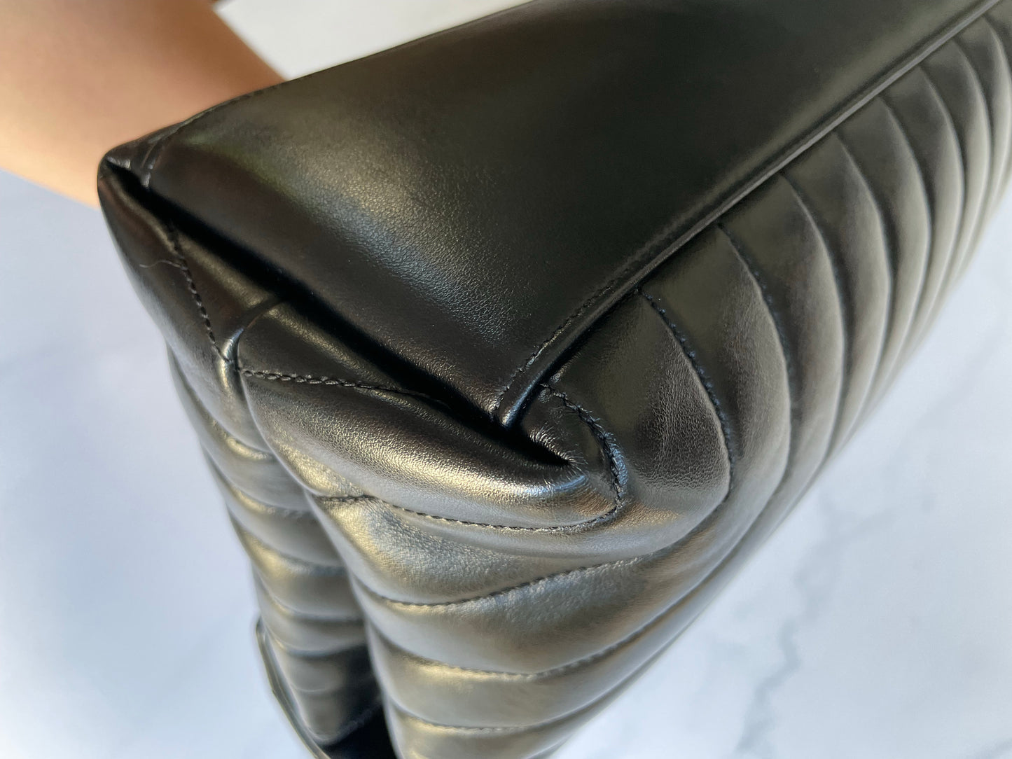 YSL LouLou Bag-Medium black/gold
